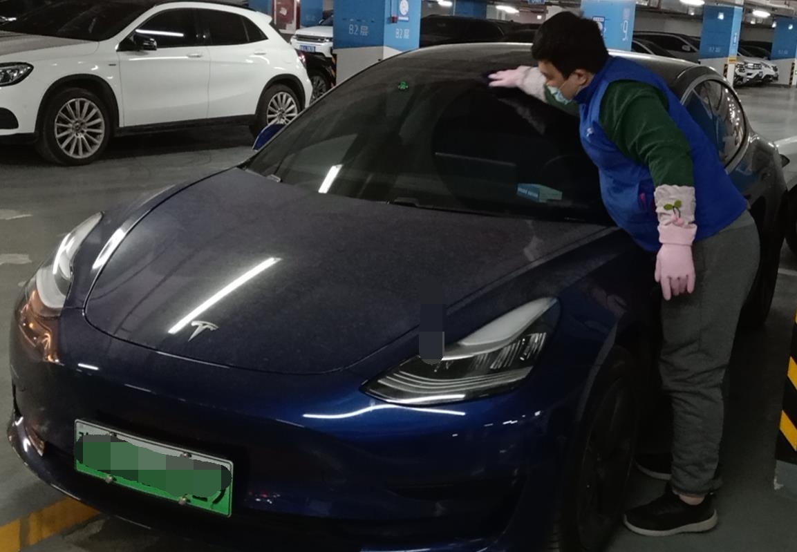 蔚藍(lán)車服---分享您不知道的一些汽車?yán)溟T小知識(shí)！